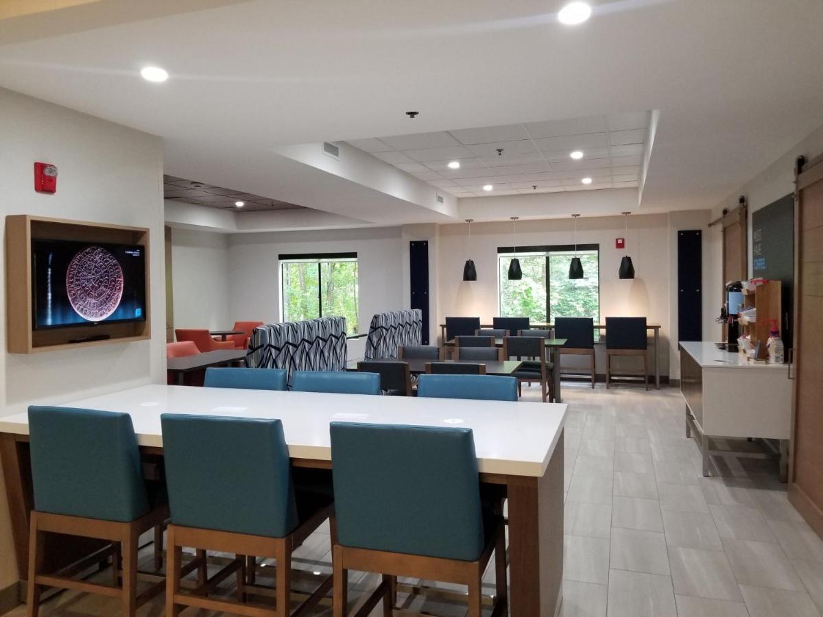 Holiday Inn Express Apex - Raleigh By Ihg Eksteriør bilde
